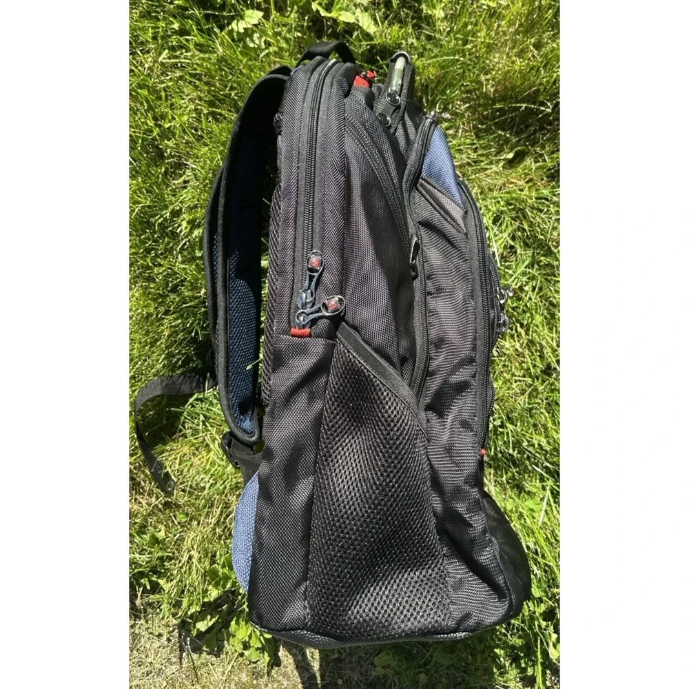 SWISS GEAR EUC XL 17